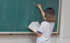 三中英才教育三中英才沙坝坪校区2024年最新版课程收费